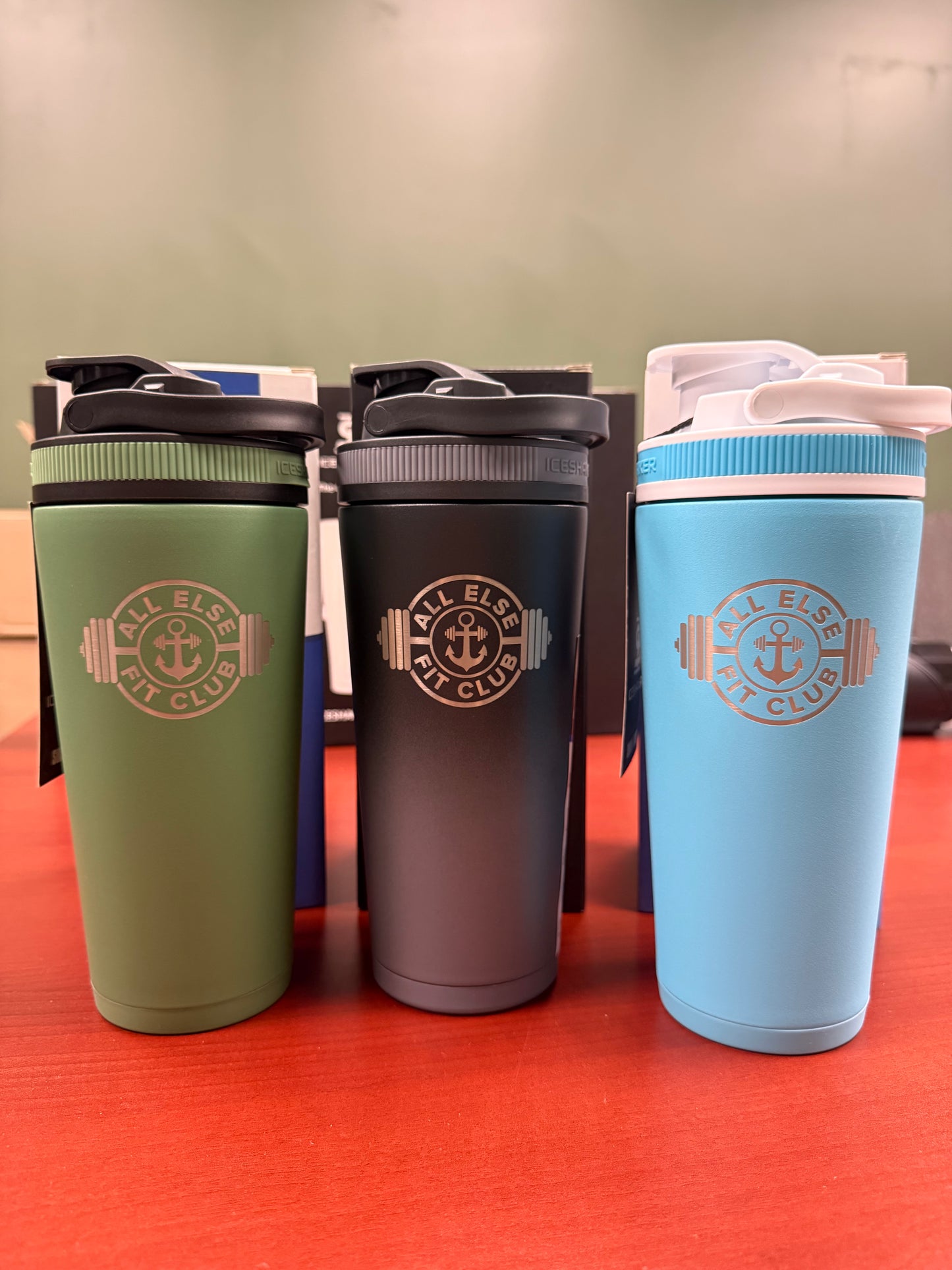26oz IceShaker Water Bottle